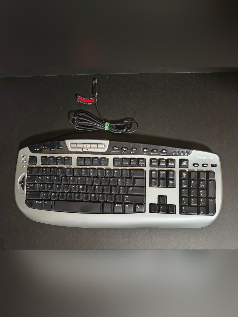 Microsoft Digital Media Pro USB Keyboard KC-0405 1031 Silver/Black
